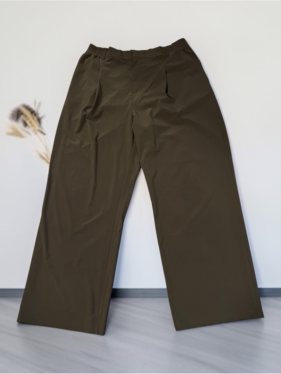 ALO Yoga Pants - ALO Yoga Olive Wide-Leg Women's Pants